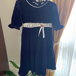 🫐3/$30 Vintage Velvet Purple Dress with Lace Trim size 3T